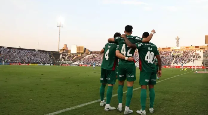 O jogador Flaco López, da SE Palmeiras, comemora seu gol contra a equipe do C Sporting Cristal, durante partida válida pela fase de grupos, da Conmebol Libertadores, no Estádio Alejandro Villanueva. (Foto: Cesar Greco/Palmeiras/by Canon)